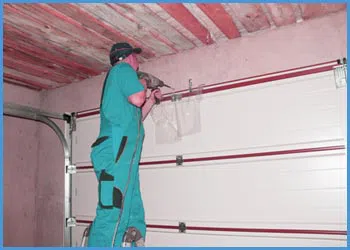 United Garage Door Minneapolis, MN 612-400-9031 United Garage Door Minneapolis, MN 612-400-9031 - door-maintaince-15-05m