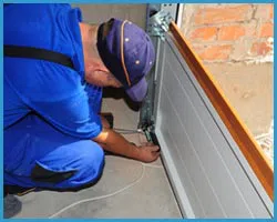 United Garage Door Minneapolis, MN 612-400-9031 - sidebar-door-maintaince-15-05m